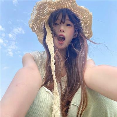 带剑女孩